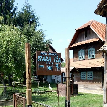 Apartmán Stara Iza Selisce Sunjsko Exteriér fotografie